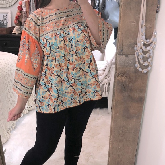 Small beautiful floral boho babydoll top - Picture 1 of 6